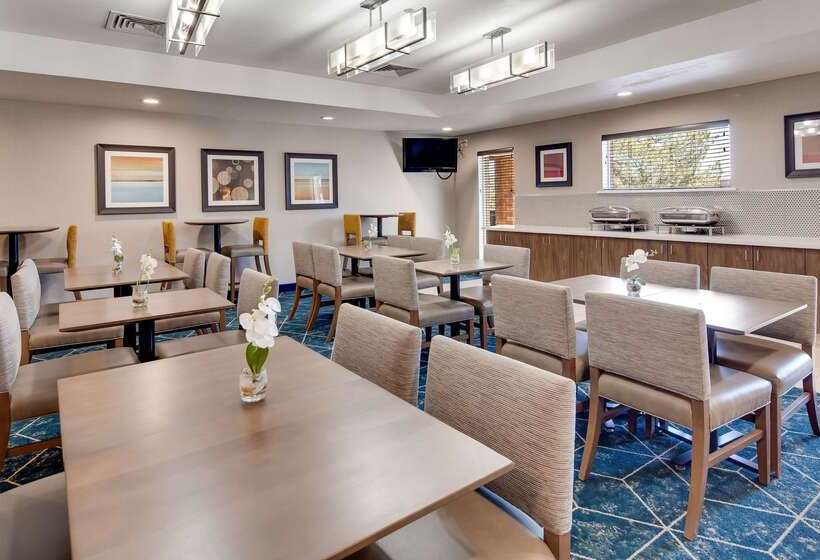 هتل Best Western Plus Gateway Inn & Suites   Aurora