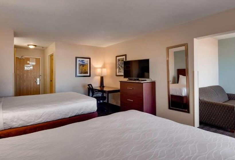 هتل Best Western Plus Gateway Inn & Suites   Aurora