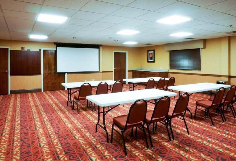 هتل Best Western Plus Georgetown Corporate Center