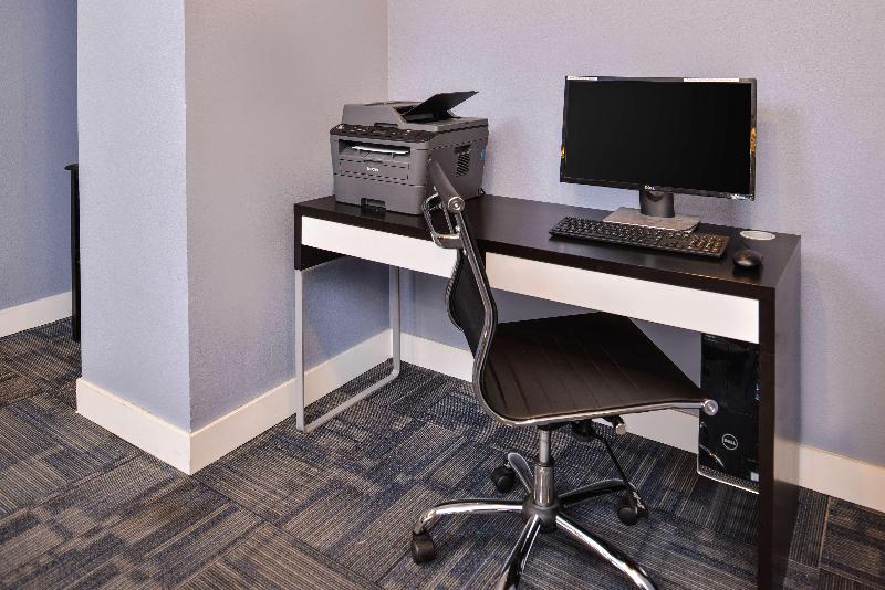 فندق Best Western Plus Mountain View Auburn Inn