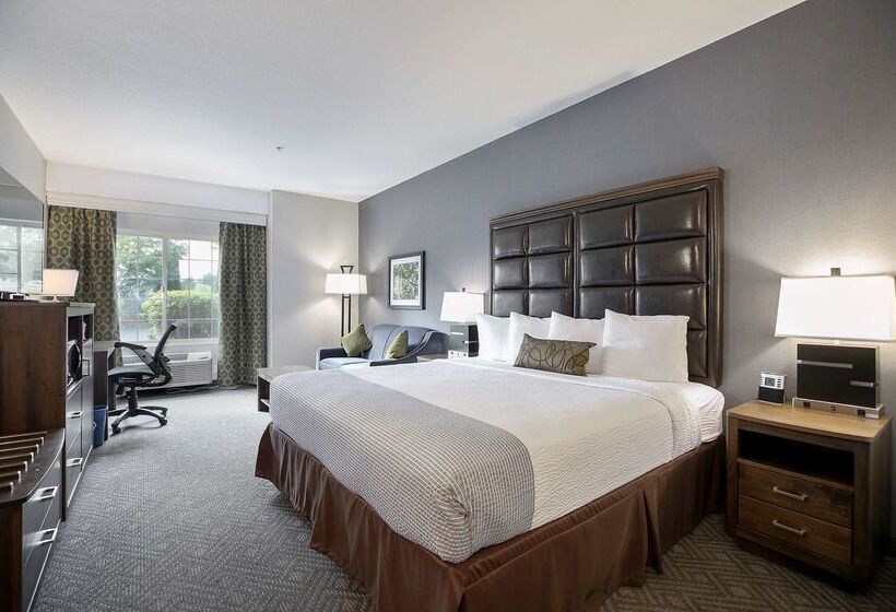 호텔 Best Western Plus Northwind Inn & Suites