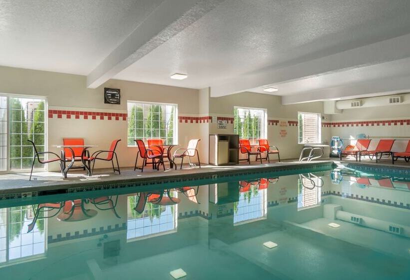 فندق Best Western Plus Park Place Inn & Suites