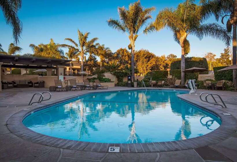هتل Best Western Plus South Coast Inn