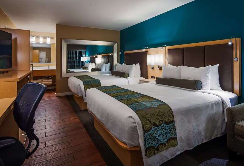 هتل Best Western Plus South Coast Inn
