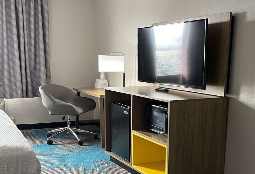 酒店 Days Inn & Suites By Wyndham Of Morris