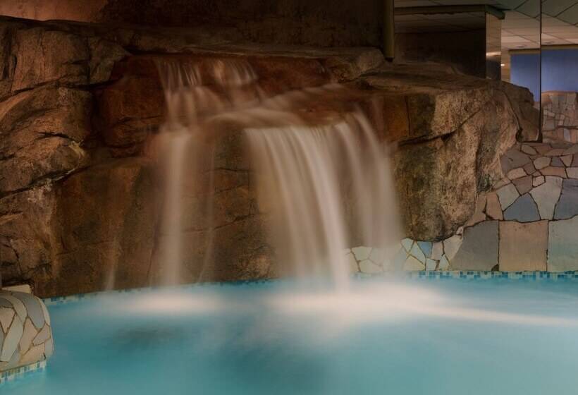 Отель Ilunion Les Corts Spa