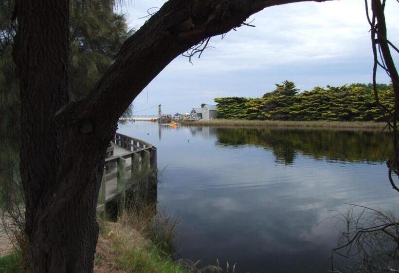 호텔 Lorne Coachman Inn