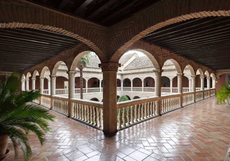 هتل Palacio De Santa Paula, Autograph Collection