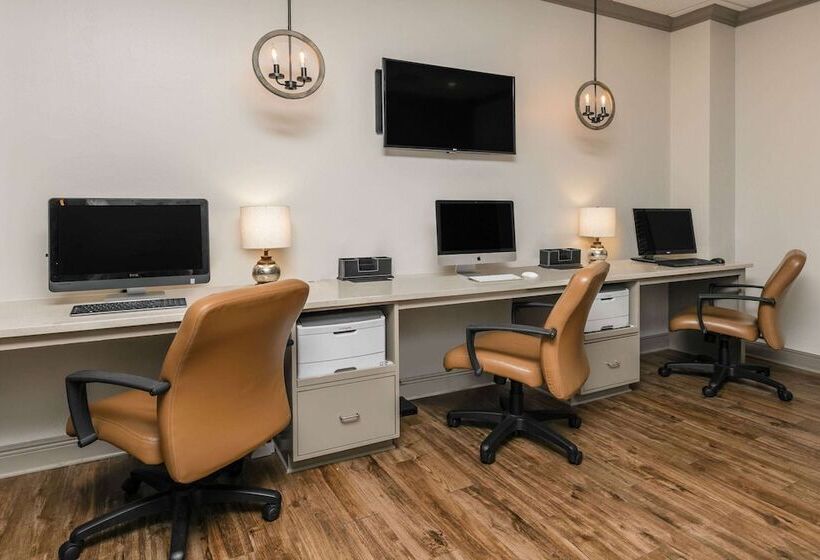 호텔 Richmond Inn & Suites Trademark Collection By Wyndham