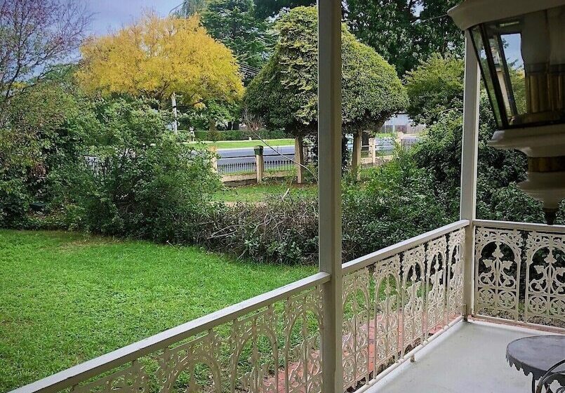 بنسيون Blayney House