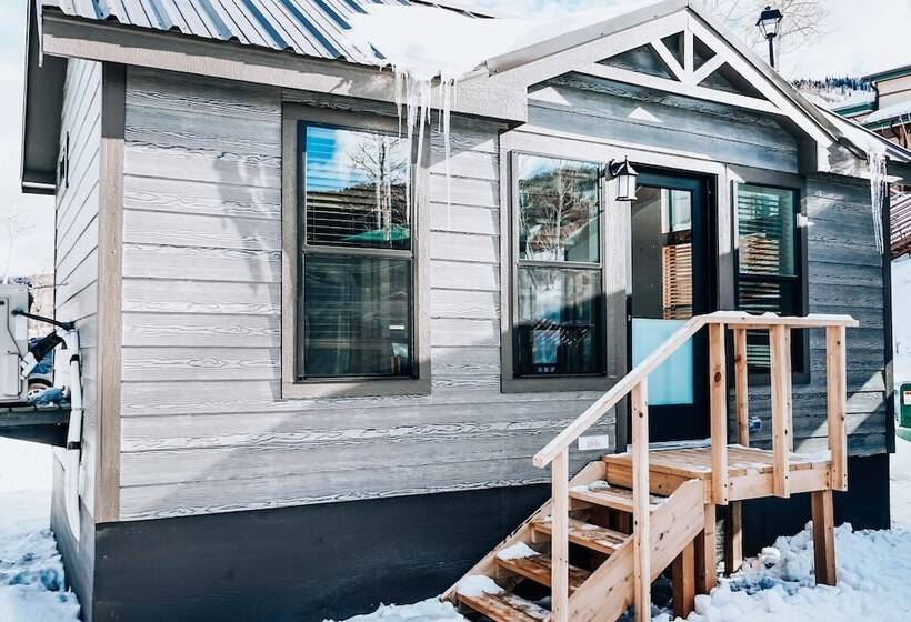Хостел Powderhorn Lodging