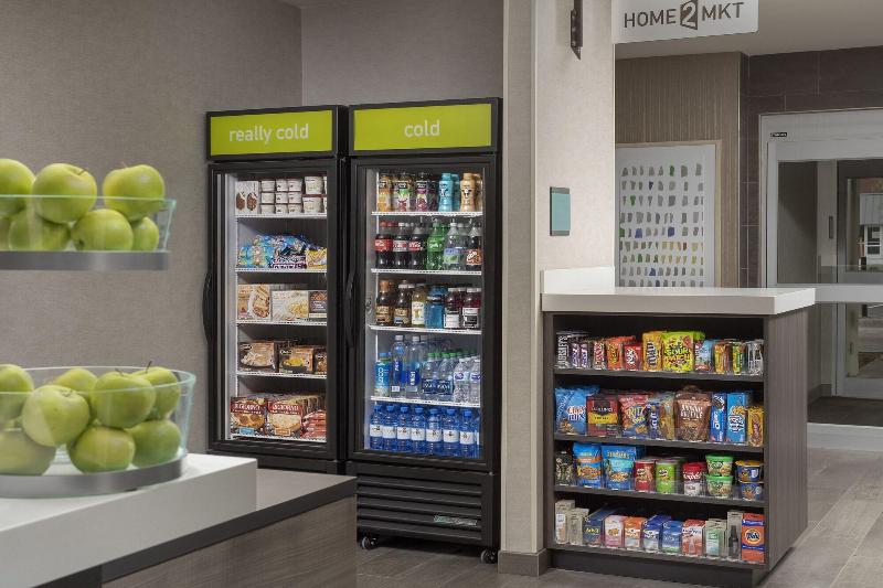 هتل Home2 Suites By Hilton Clovis Fresno Airport