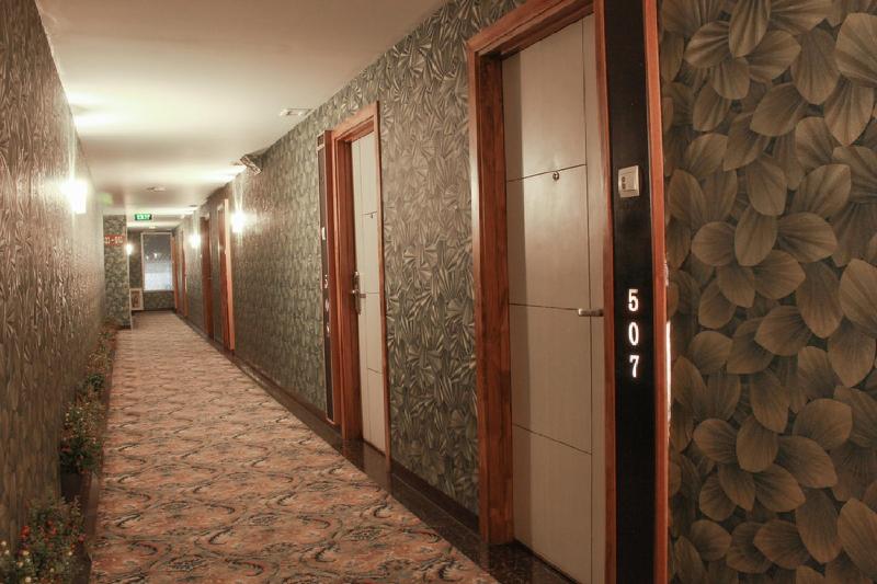 Отель Reddoorz Premium Near Bandung Station