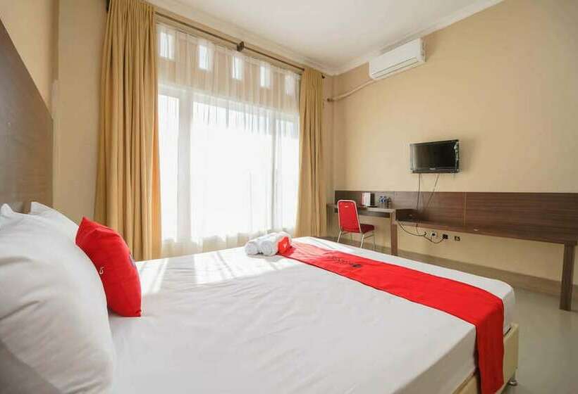 پانسیون Reddoorz @ Hotel Putri Gading Bengkulu