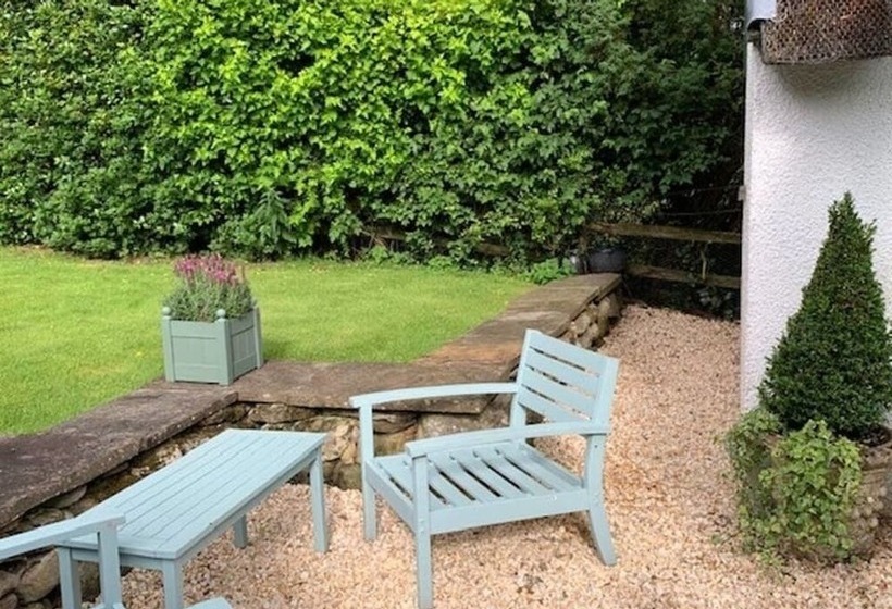 A Fairytale Thatched Highland Cottage