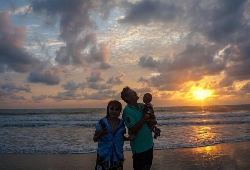 هتل Cc Beach Resort