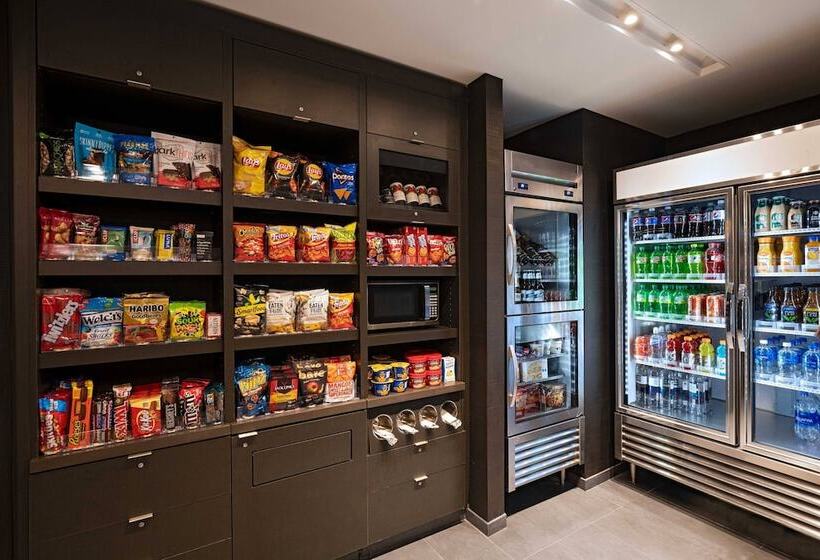 ホテル Courtyard Dallas Grand Prairie