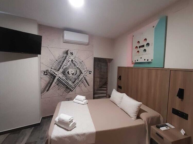 בית מלון כפרי Hospedium Dlj Hostal Temático Desde La Judería