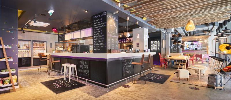 هتل Moxy Bucharest Old Town
