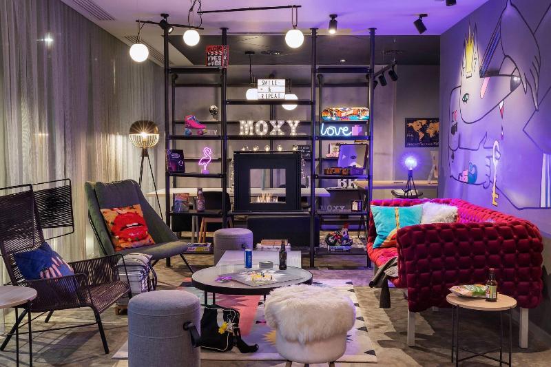 هتل Moxy Bucharest Old Town