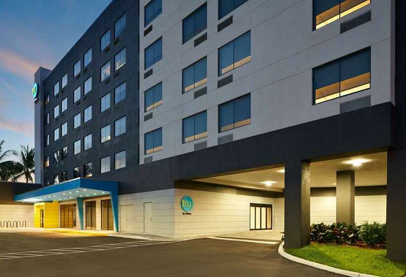 هتل Tru By Hilton Ft. Lauderdale Airport
