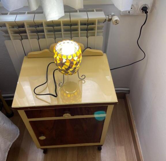 פנסיון Hostal Casiano Camarasa