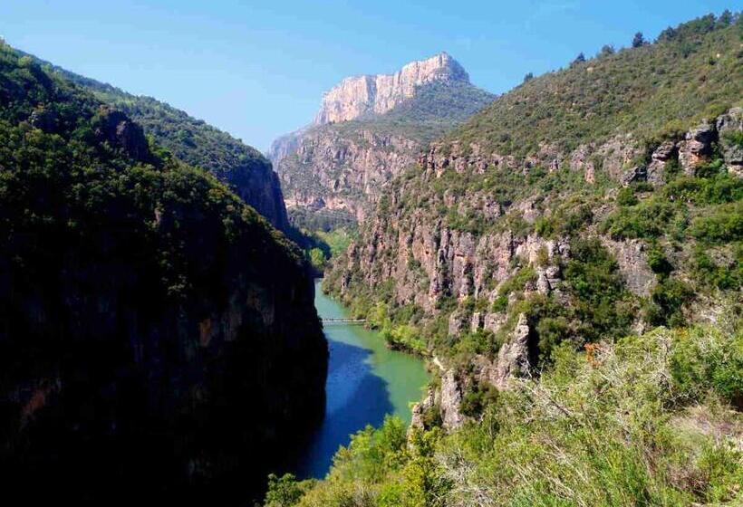 פנסיון Hostal Casiano Camarasa