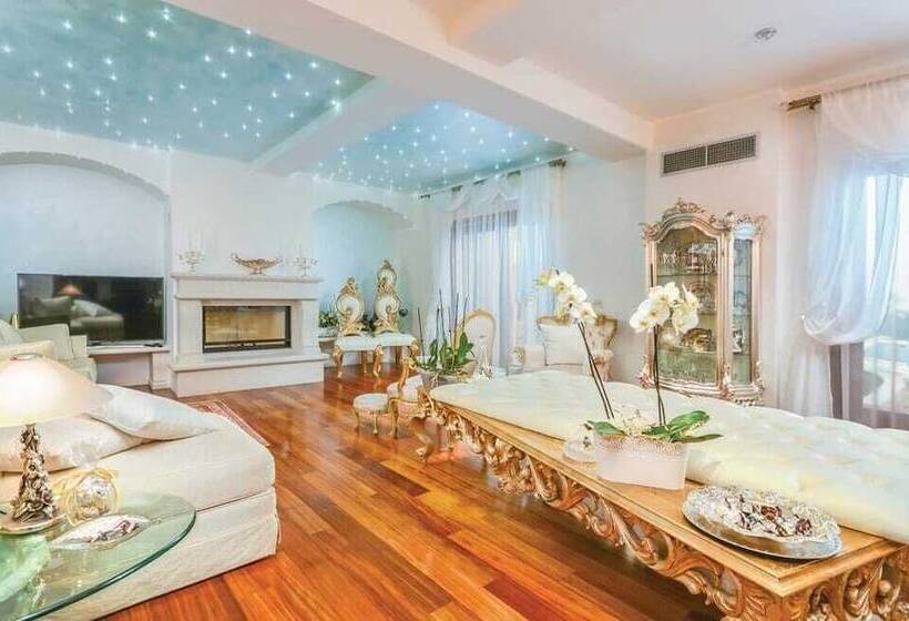 פנסיון Villa Anamarija