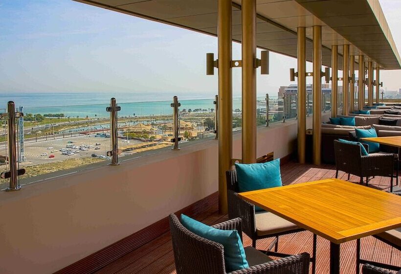 هتل Centro Corniche Al Khobar By Rotana
