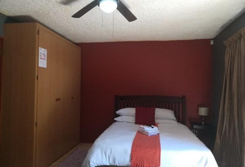 ホテル Khayalami S  Lephalale