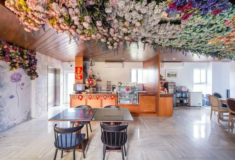 پانسیون Dream Valley