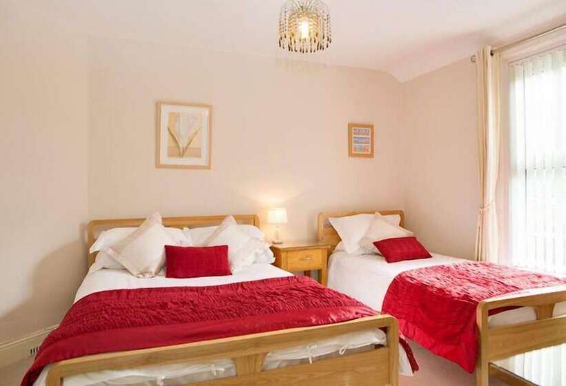 Пансион Seafield Guest House