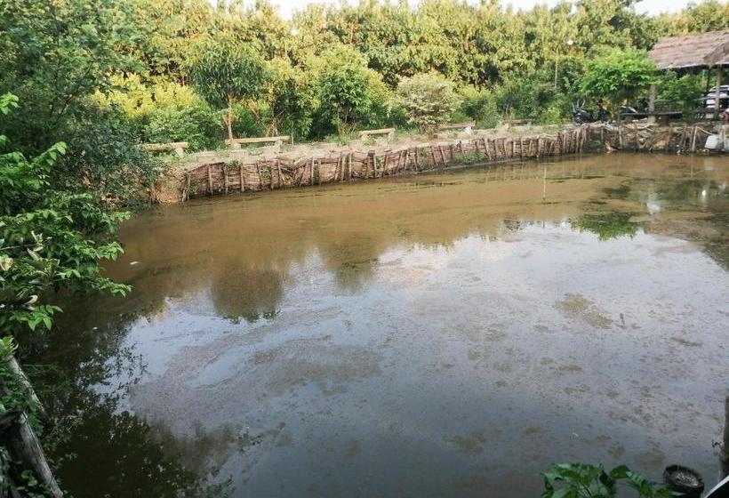 ホテル Oyo 3500 D Chandra Family