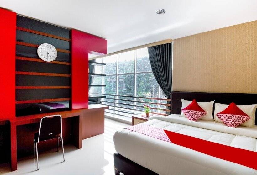 Collection O 3431 Hotel Alpha Bandara