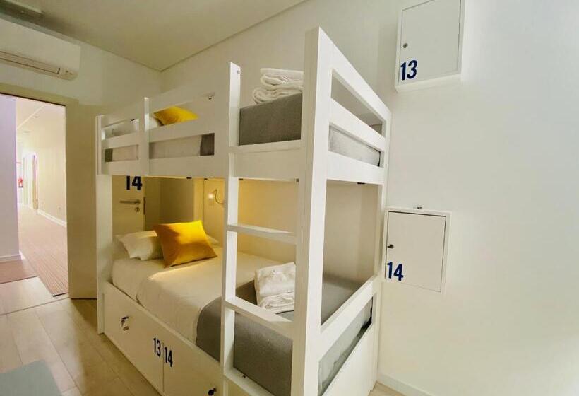 Family Hostel Costa Nova