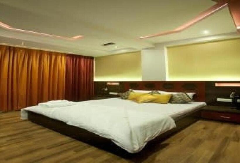 فندق Collection O  Rr Boutique