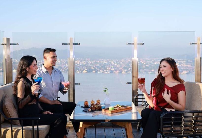 هتل Mercure Samarinda