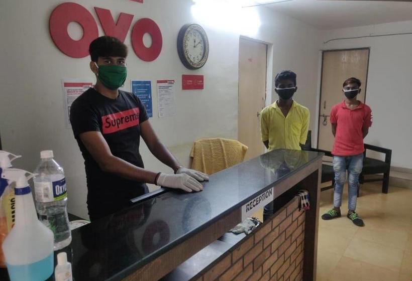 فندق Oyo 70282 Soham Service Apartment