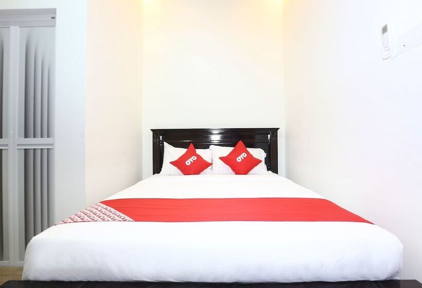 فندق Oyo 89678 Ady