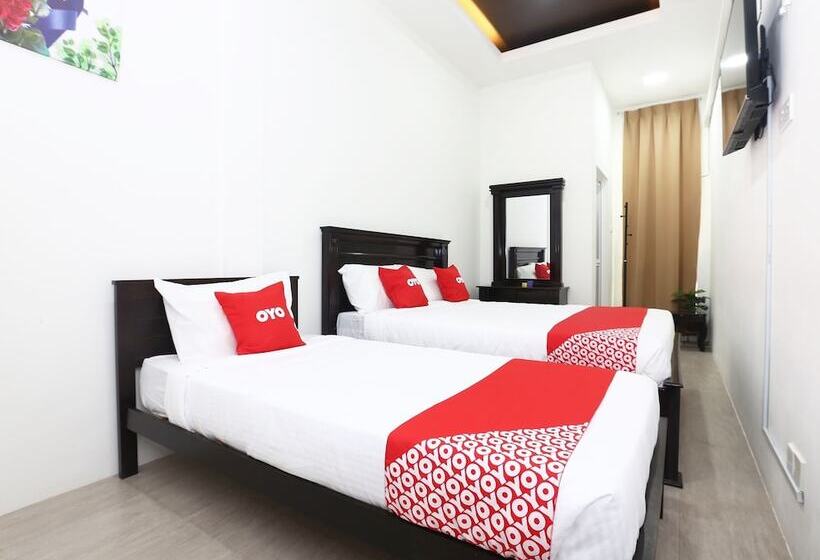 فندق Oyo 89678 Ady