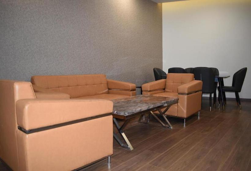 The Grand Hotel, Muzaffarpur