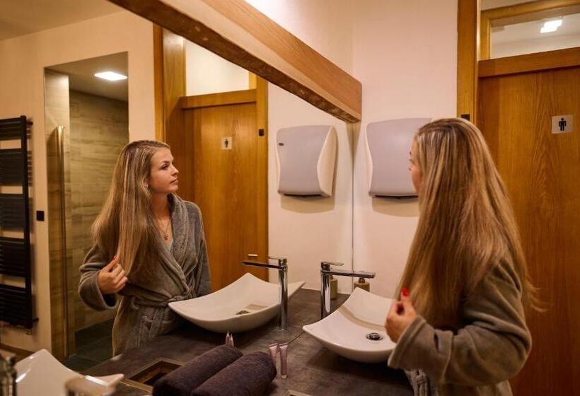 پانسیون Dům U Lázní