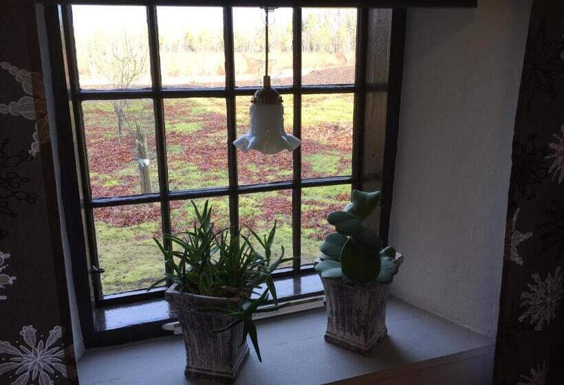 צימר Stenbrottets Smedja