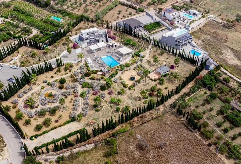 تختخواب و صبحانه Villa La Perla