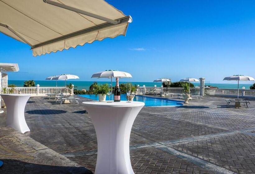 تختخواب و صبحانه Villa La Perla