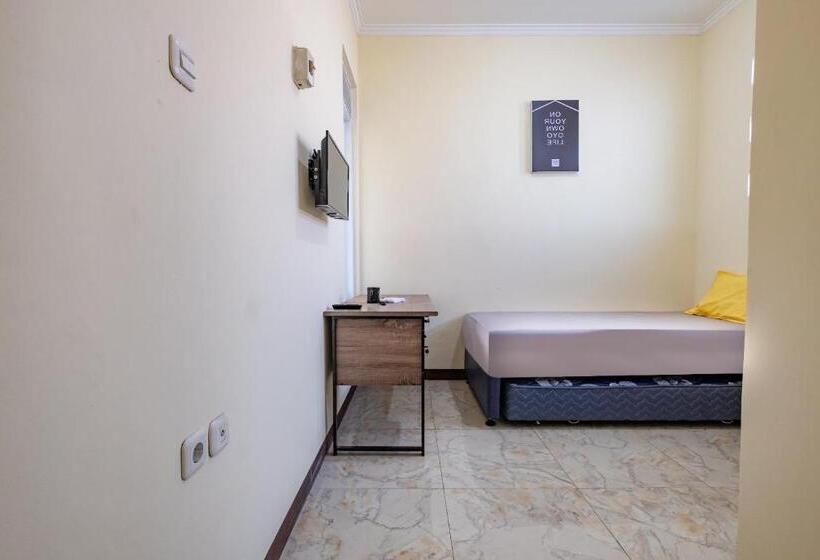 هتل Oyo Life 2216 Griya Jakasetia