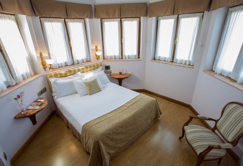 ホテル Alfonso Ii