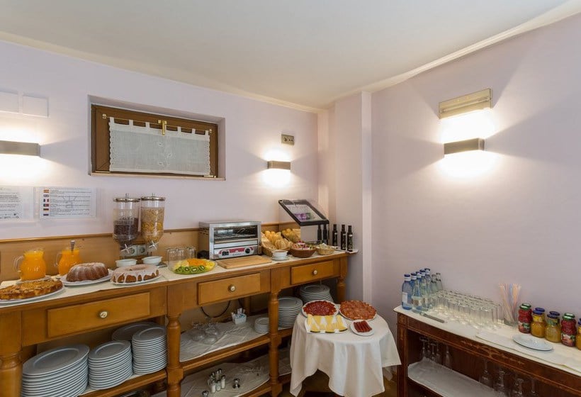 ホテル Alfonso Ii