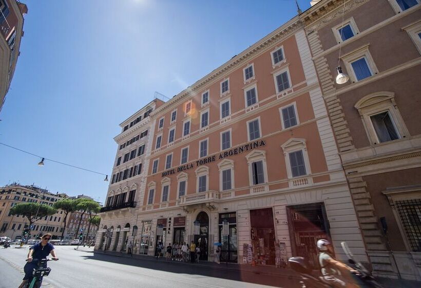 ホテル Della Torre Argentina