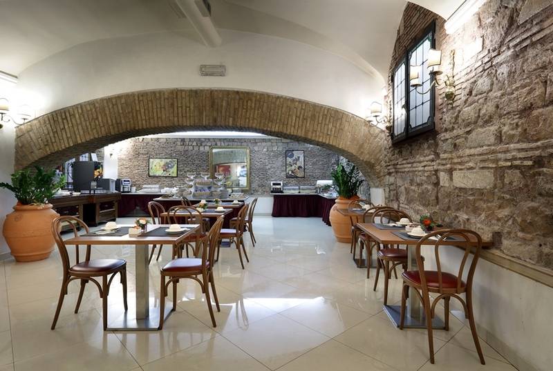 ホテル Della Torre Argentina